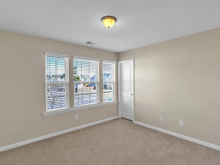 655 Silver Moss Dr — Photo 20