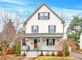 121 Richard St, West Hartford, CT 06119
