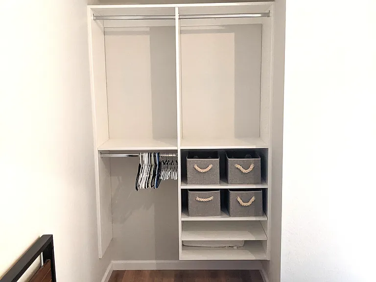 Custom closet 2 of 2