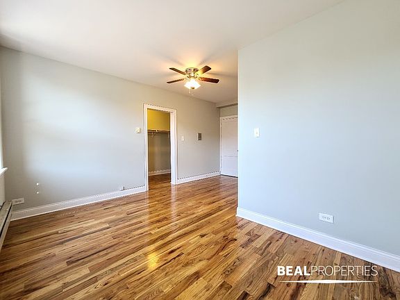 5th image of 818 W Diversey Pkwy APT F