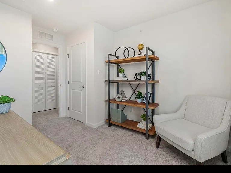 107 Leah Dr — Photo 14