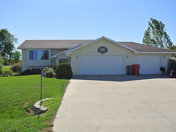 2nd image of 2670 Shadow Ln SE