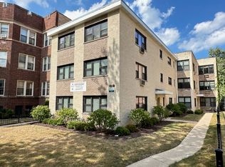 1644 W Sherwin Ave #C3, Chicago, IL 60626