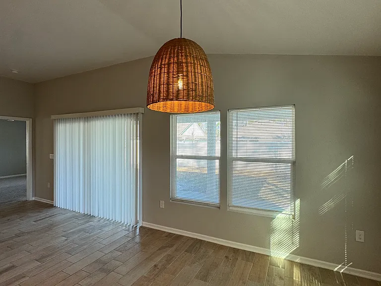 83408 Barkestone Ln #83408 — Photo 8