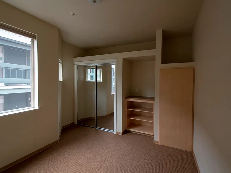 648 E 17th Ave #4 — Photo 4