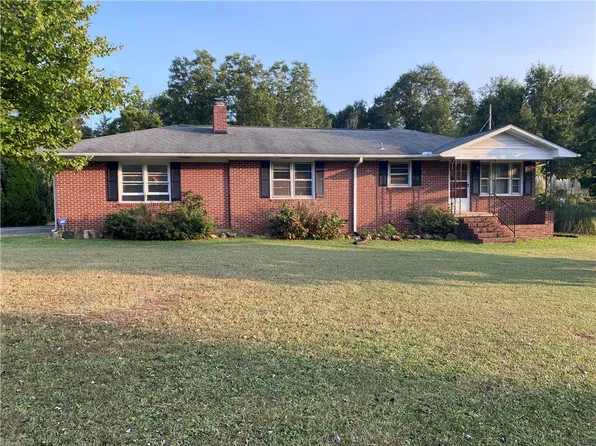 200 Alice Dr, Anderson, SC 29625