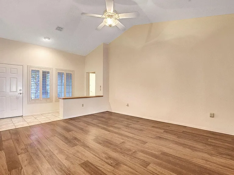 3032 Hidden Treasure Dr — Photo 8