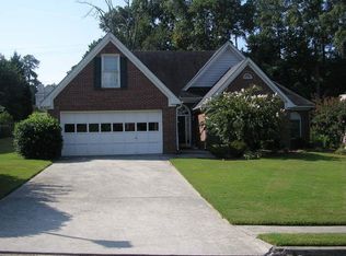 590 Georgian Hills Dr, Lawrenceville, GA