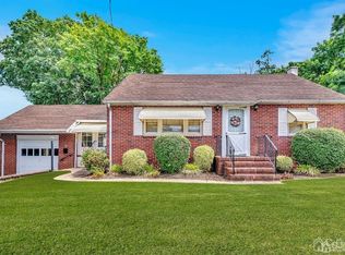 68 Half Acre Rd, Jamesburg, NJ 08831