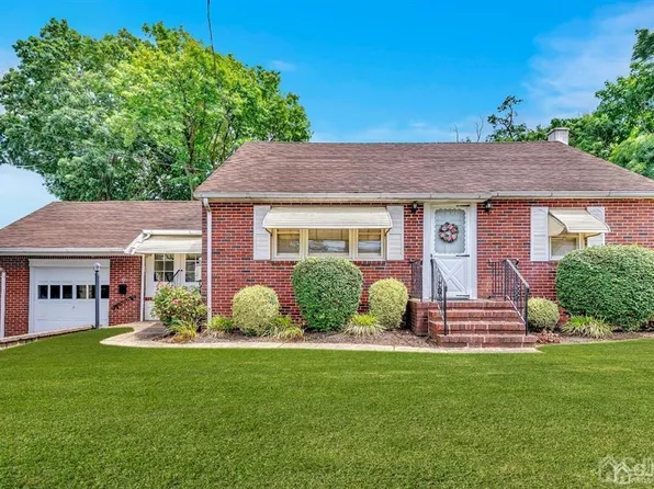 68 Half Acre Rd, Jamesburg, NJ 08831