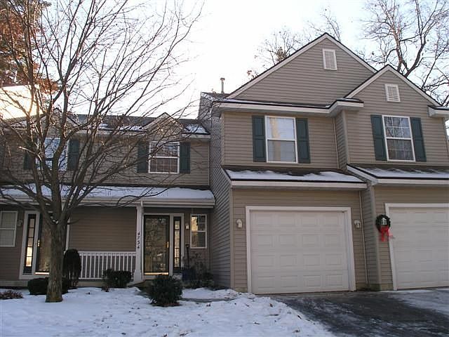4734 Eastern