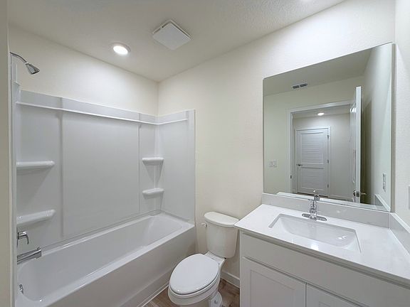 3rd image of 6608 SW 82nd Loop