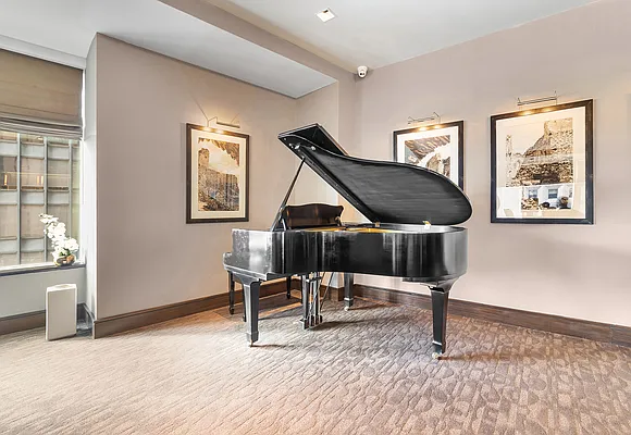 Rented by Mirador Real Estate | media 19