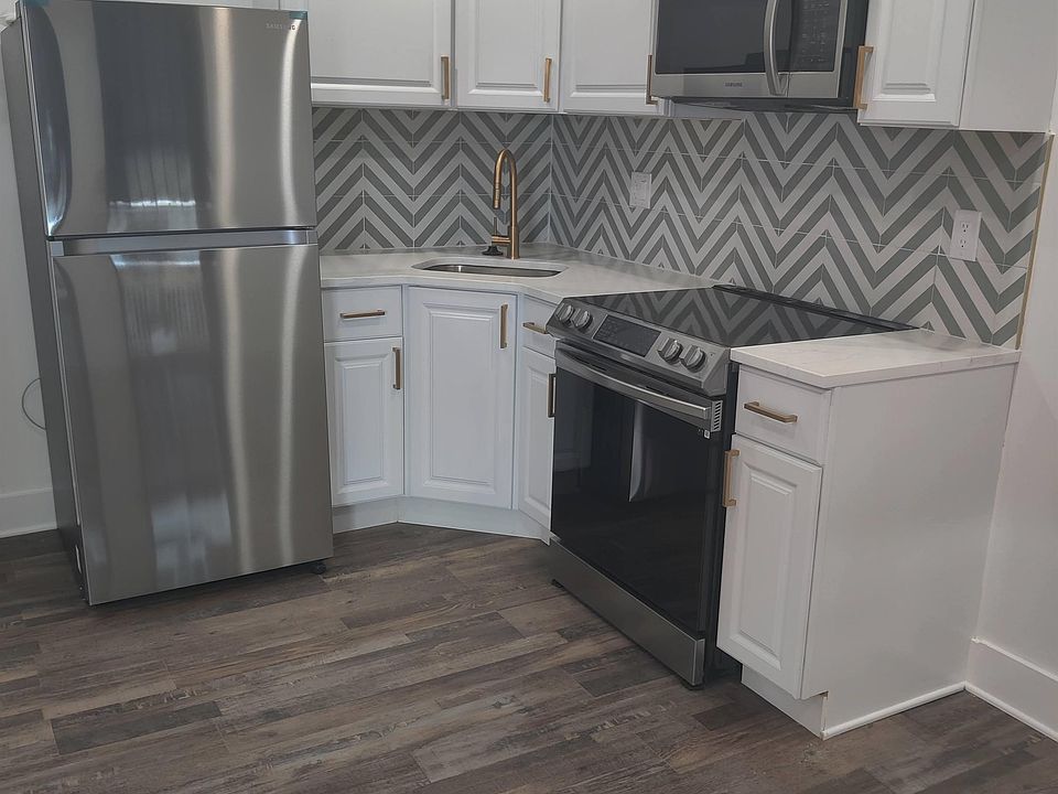 1st image of 4517 N 17th St #1
