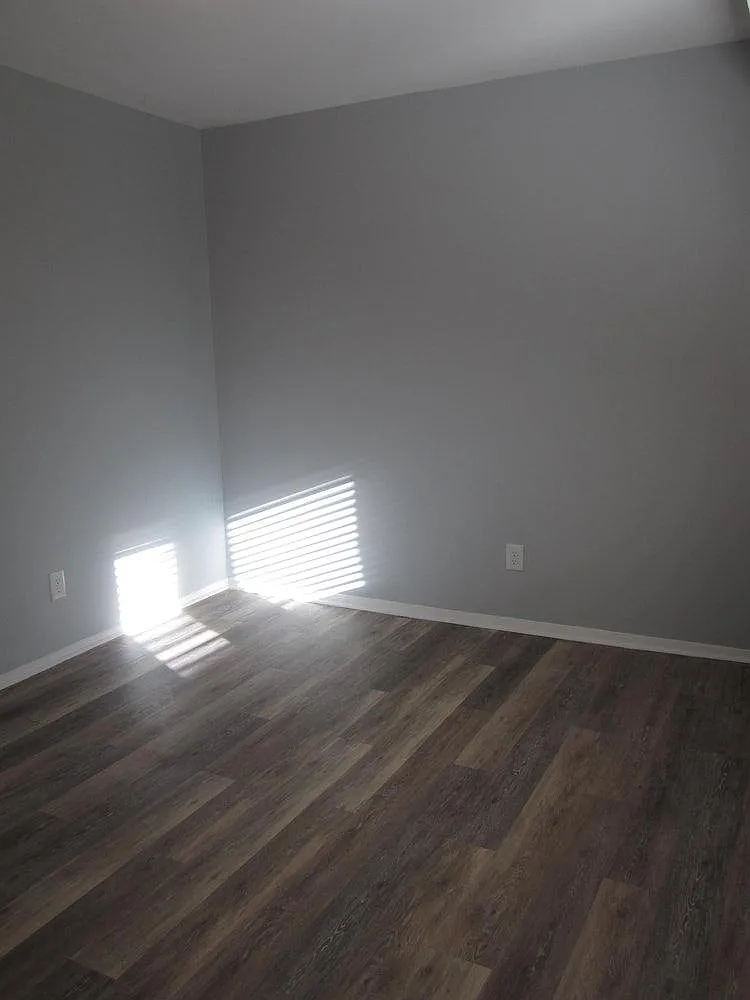3 bed, 1.5 bath, 1016 sqft, $650 — Photo 4