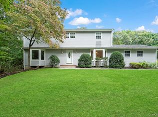 83 Shore Road, Mount Sinai, NY 11766