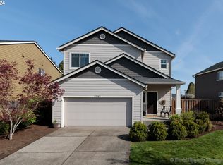 33363 SW Rotterdam St, Scappoose, OR 97056