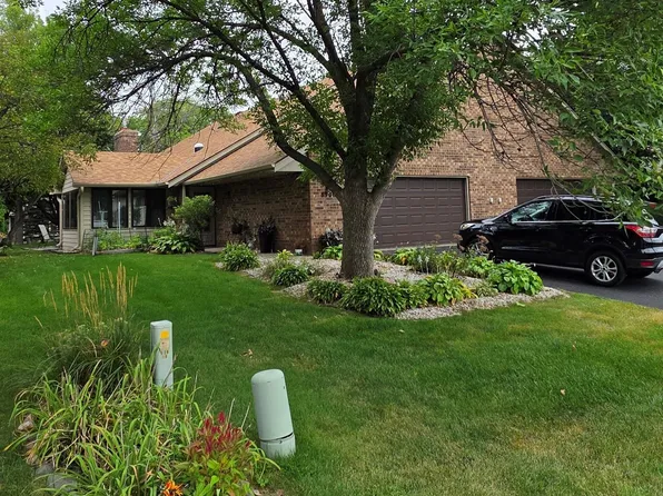 8906 Montegue Ter, Minneapolis, MN 55443