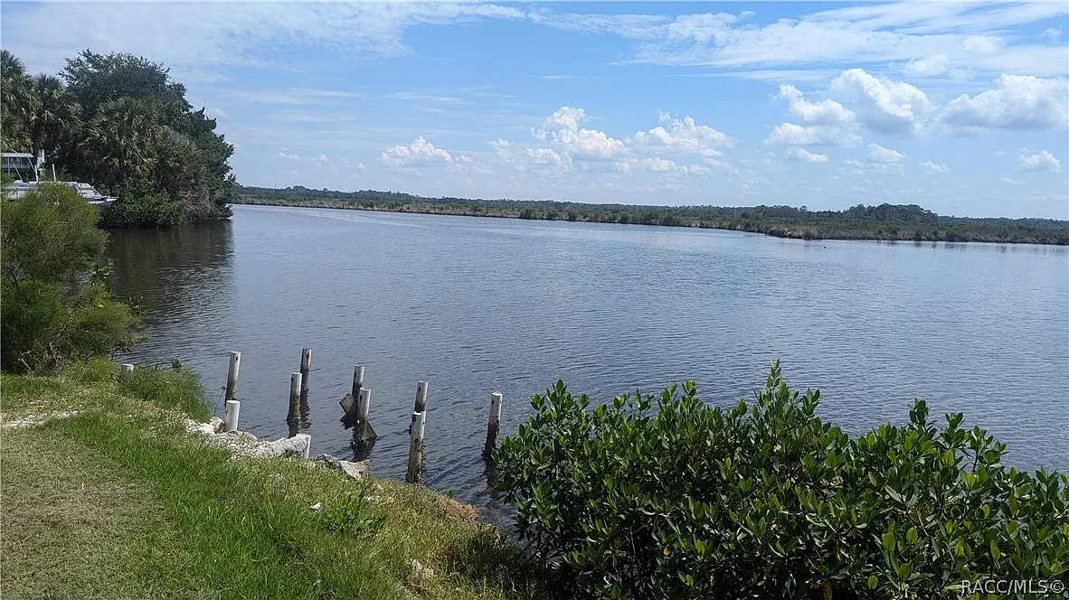 2 bed, 912 sqft, $2,400 — Photo 4