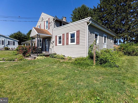 2nd image of 109 Brumbaugh Ave