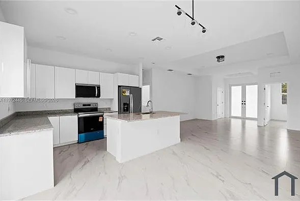 1923 Sunniland Blvd #0 — Photo 5