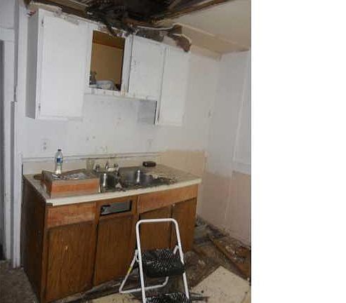 3rd image of 1505 N Salina St