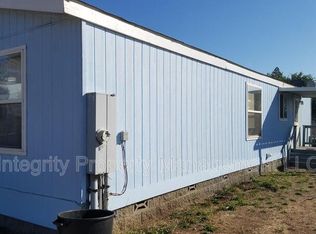 2346 Merry Ln, White City, OR 97503