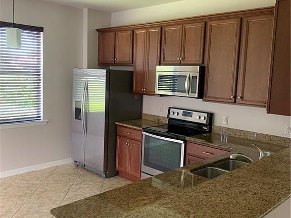 4th image of 15147 Reef Ln