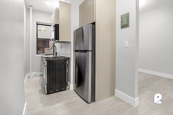 1st image of 305 E 75th St APT 11