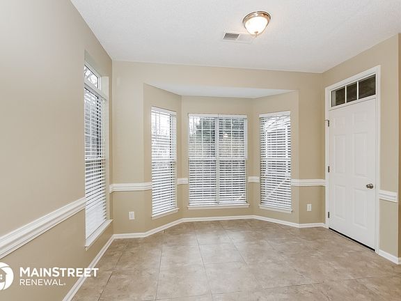 5th image of 15203 Wiltshire Manor Dr