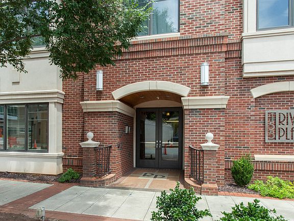 2nd image of 155 Riverplace Unit 104
