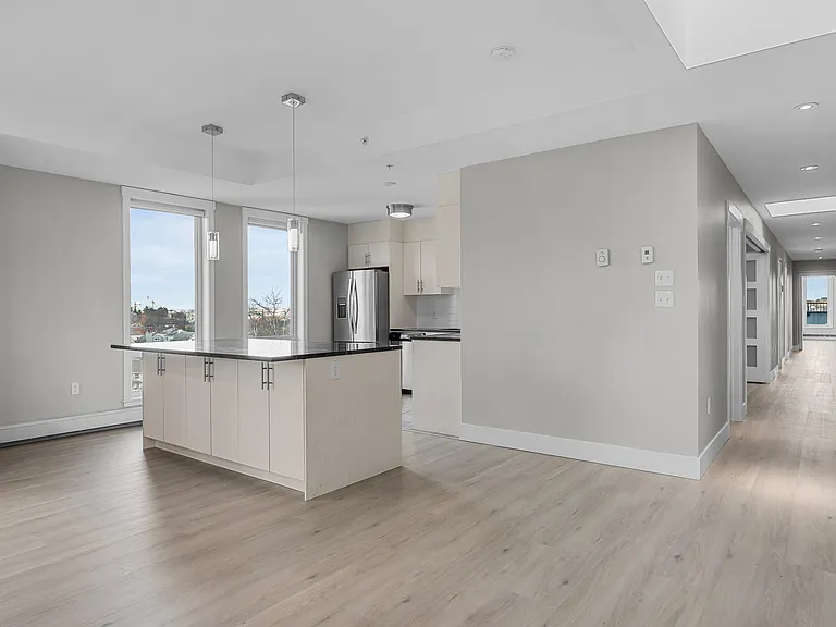 3569 Dutch Village Rd — Photo 76