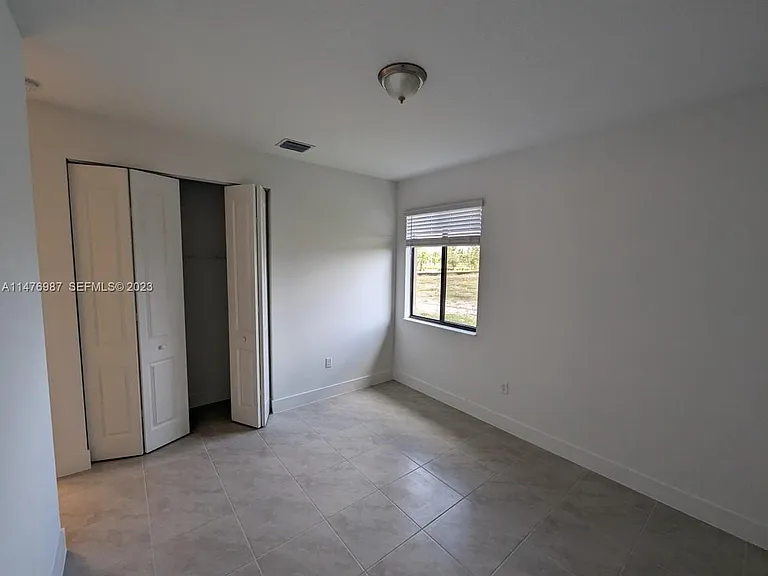 5245 Marano Dr — Photo 10