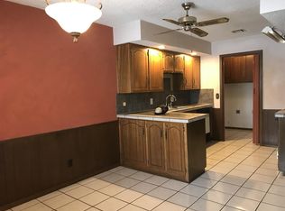 213 S Saddle Rd, Enid, OK 73703