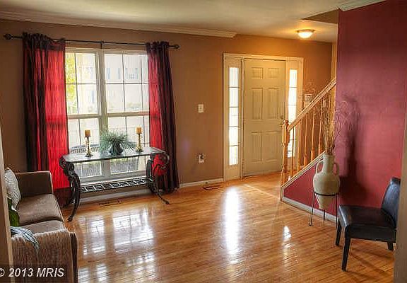 3rd image of 5958 Reaves Ln