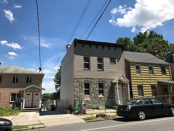 2nd image of 597 Van Duzer St