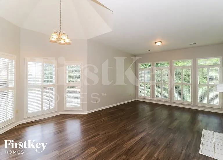 1816 Candle Ridge Cv — Photo 5