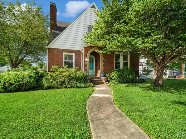 703 W Adams St, Jackson, MO 63755