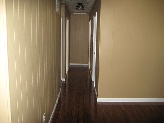 4th image of 135 Flintstone Dr