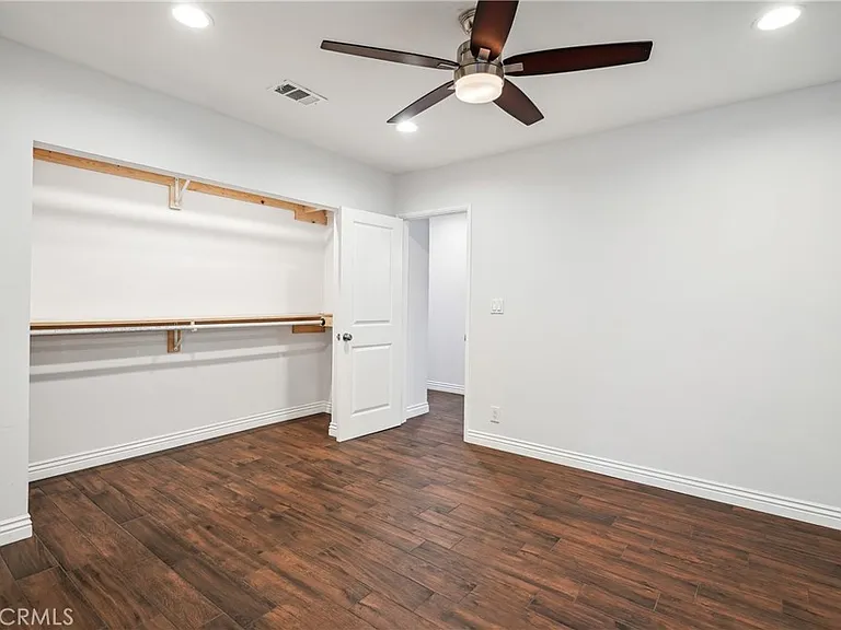 3816 S Victoria Ave — Photo 27