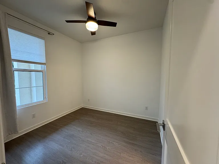 751 Talbot Ln — Photo 11