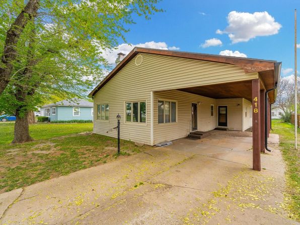 418 S Briarwood St, Norwich, KS 67118
