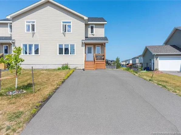 183 Oakfield Dr, Riverview, NB E1B 0S6