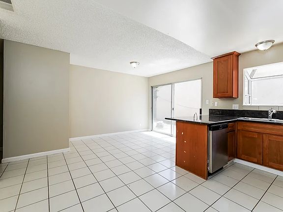 5th image of 3983 Avante Way