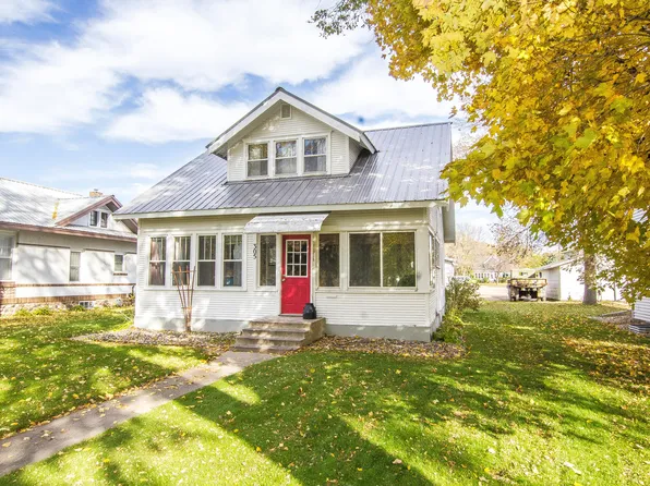 305 7th Ave E, Alexandria, MN 56308