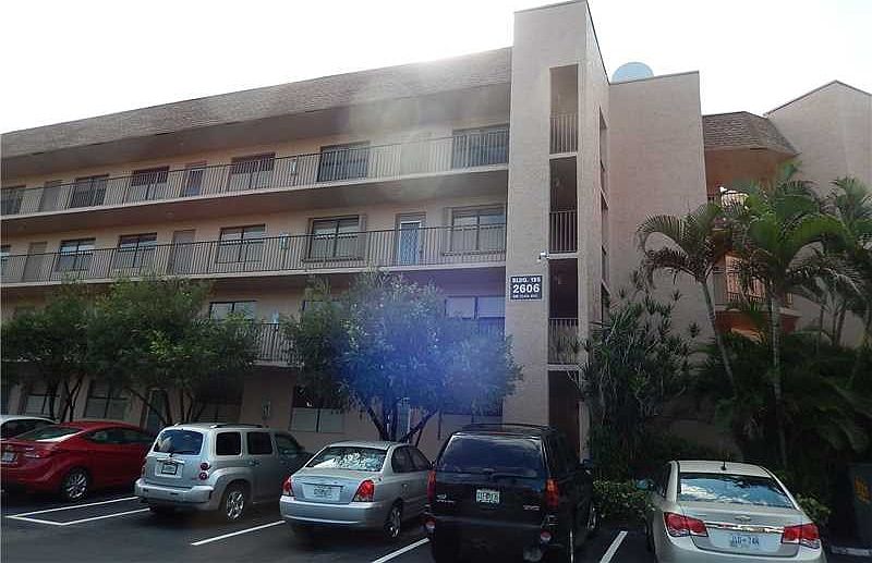 1st image of 2606 NW 104th Ave APT 305