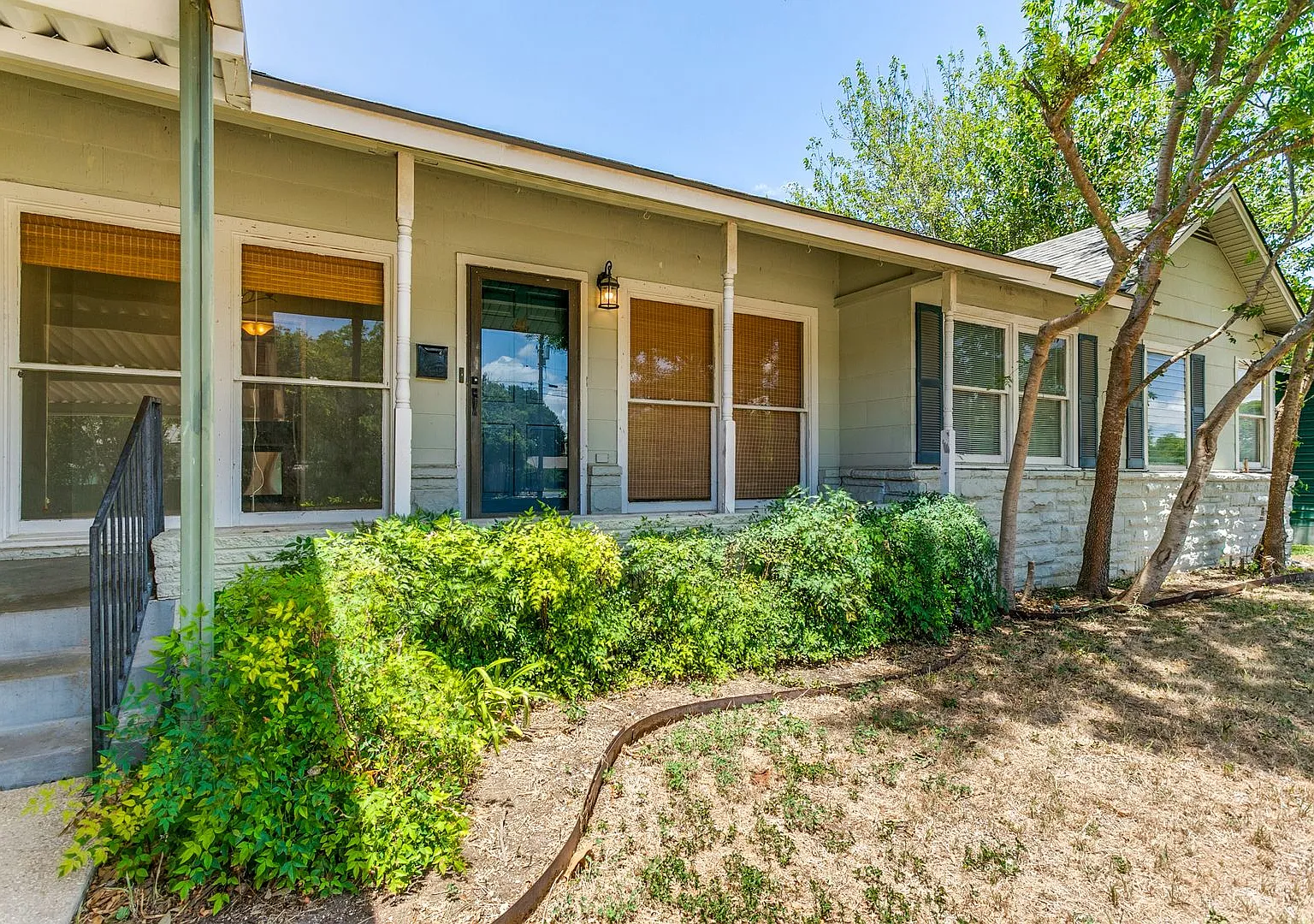Terrell Heights 3-Bedroom — Photo 3