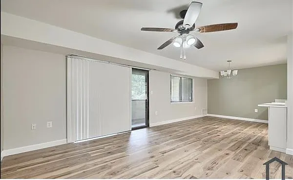 11 Suntop Ct #102 — Photo 3
