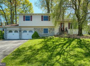 24 Hellam Dr, Mechanicsburg, PA 17055