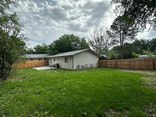 1335 Cherry St Photo 1